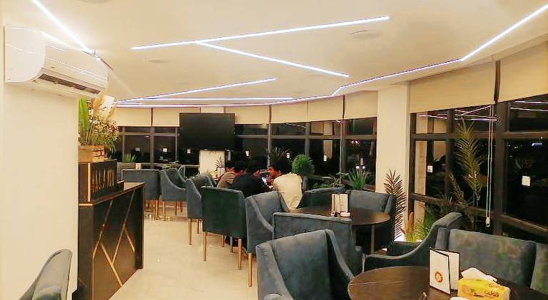 Serviced apartment with terrace & yard — photo 5