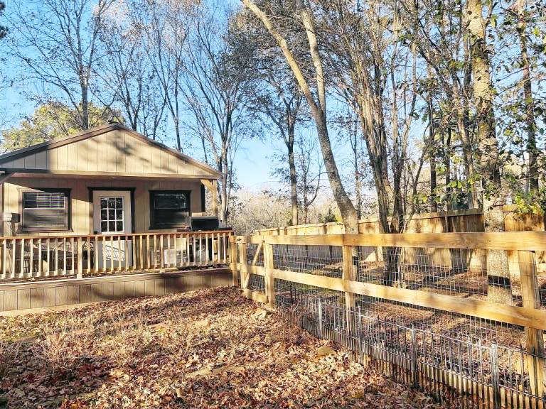 Cabin Montgomery