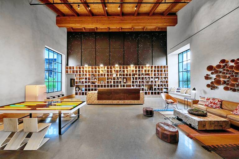 Texican Court by Valencia Hotel Group — photo 3