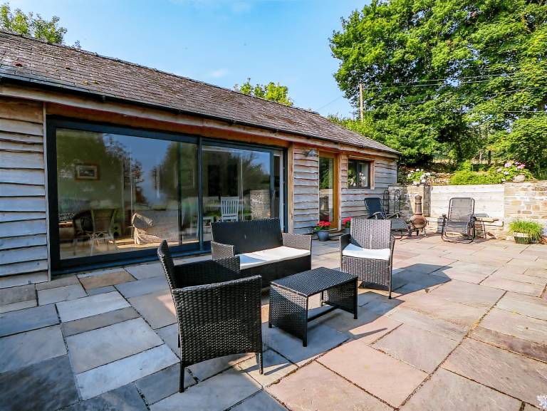 Cottage  Gilwern