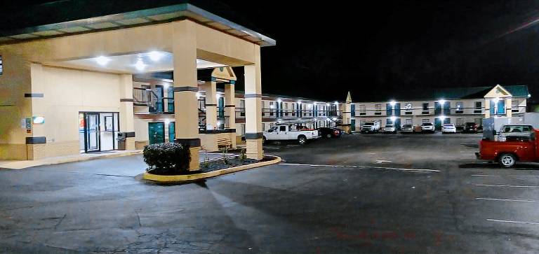 Motel  Columbia
