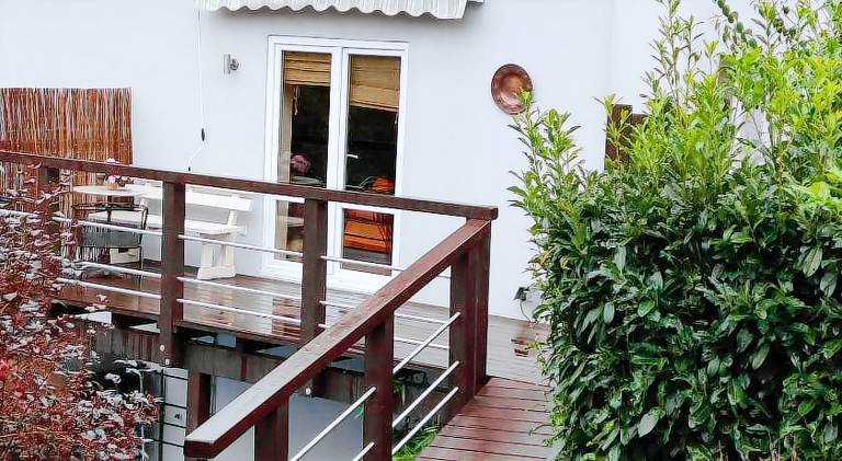 Apartment with hot tub in Cologne