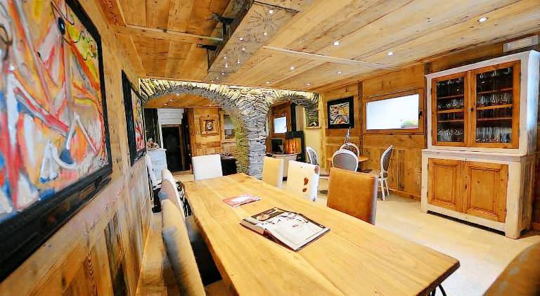 La Maison de Dolphe Chalet de Charme & Art gallery — photo 2