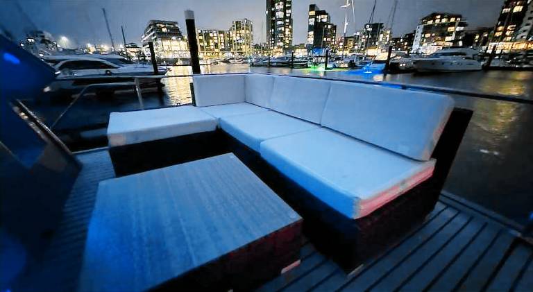 32 m² Hausboot