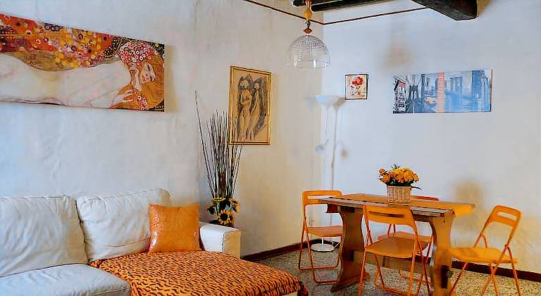 Holiday apartment with 2 rooms for 4 persons in Montecatini Val di Cecina