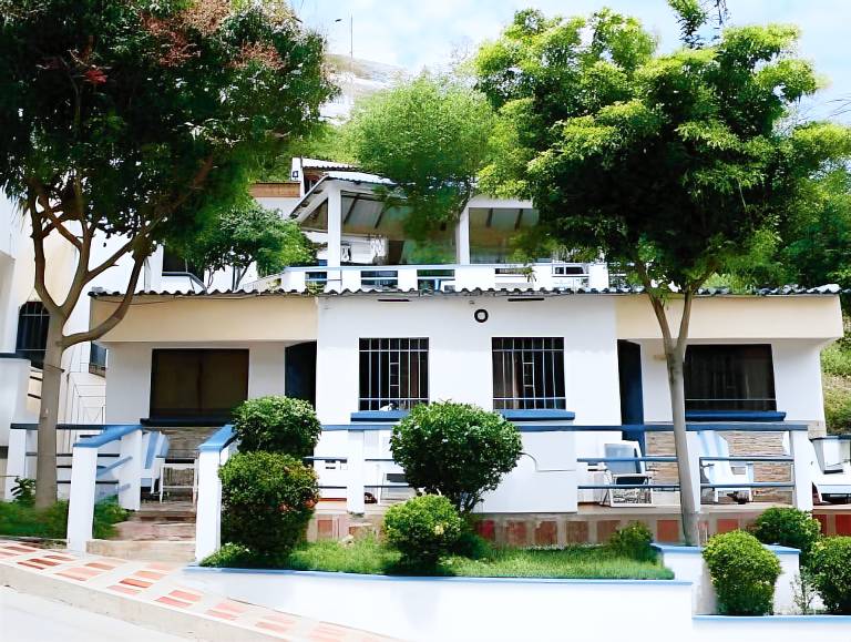 Techos Azules in Santa Marta