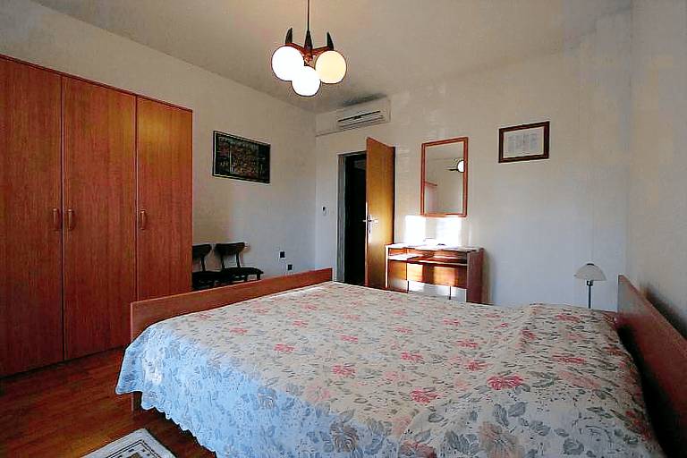 Ferienwohnung in Rovinj mit Balkon, Klimaanlage, W-LAN, Waschmaschine (3482-7) — photo 5
