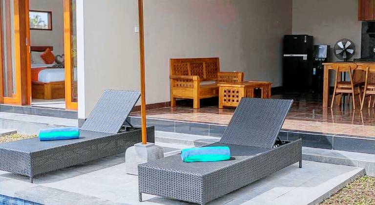 Villa with pool & jacuzzi — photo 5