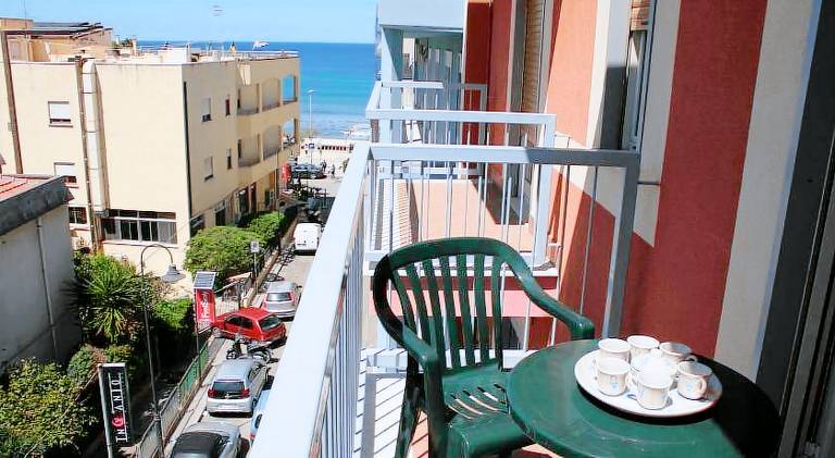 Apartment | Close to the beach | Pet-friendly in Cefalù