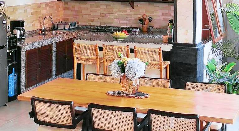 Villa with pool | Beach nearby | Pets allowed — photo 3