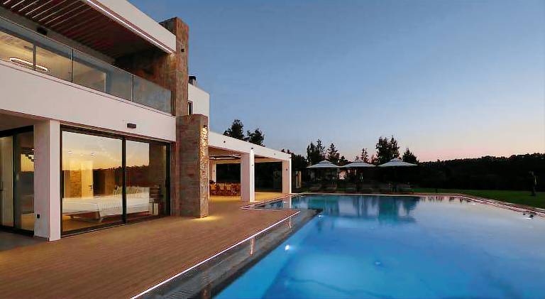 Villa with private pool, terrace & barbecue — photo 2