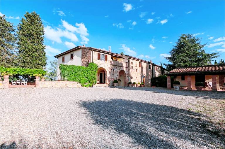Family-oriented wonderful villa with terrace, barbecue & private pool | Pets are welcome — photo 3