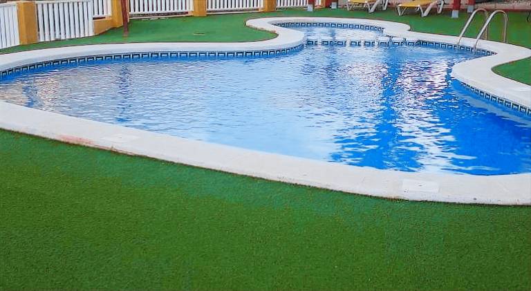 Fully equipped holiday apartment with terrace, yard & private pool | Close to the beach | Pet-friendly — photo 3