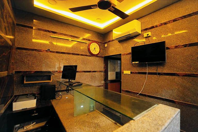 Saravana Shelters Residency