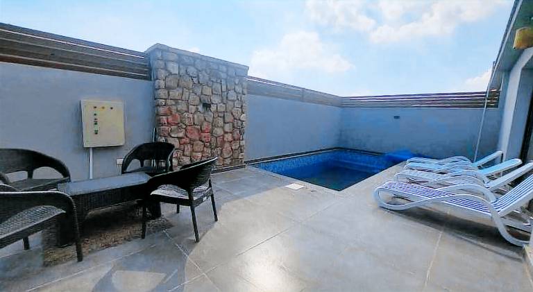Rental apartment with pool — photo 5