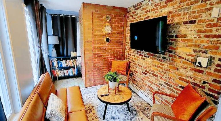 Rental apartment with 2 rooms for 5 persons in Boston, MA