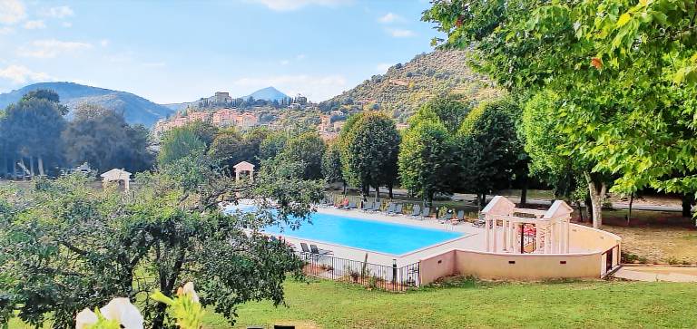 Appartement Montbrun-les-Bains
