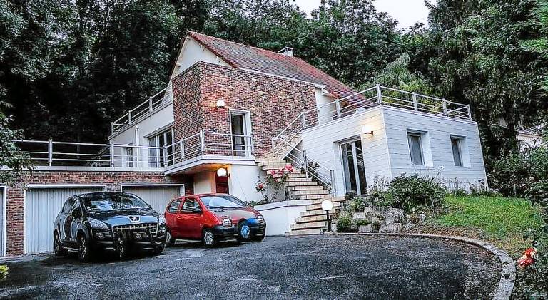Maison face a la seine in Lisses