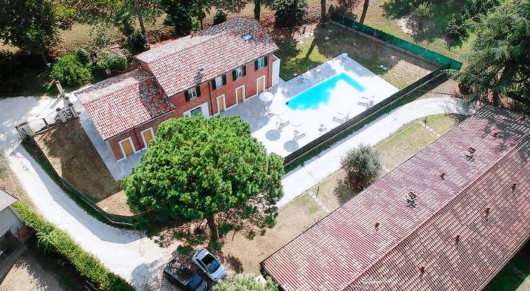 Pleasant serviced apartment with pool & garden | Pets are welcome — photo 2
