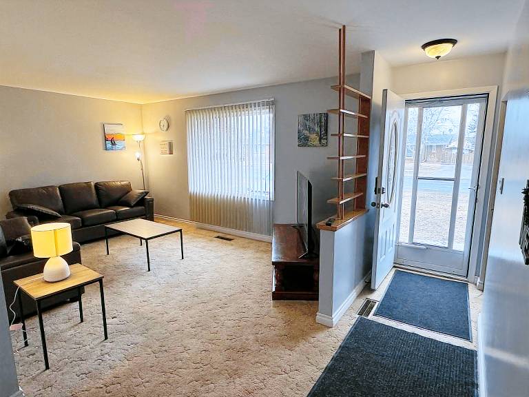 House  Thunder Bay