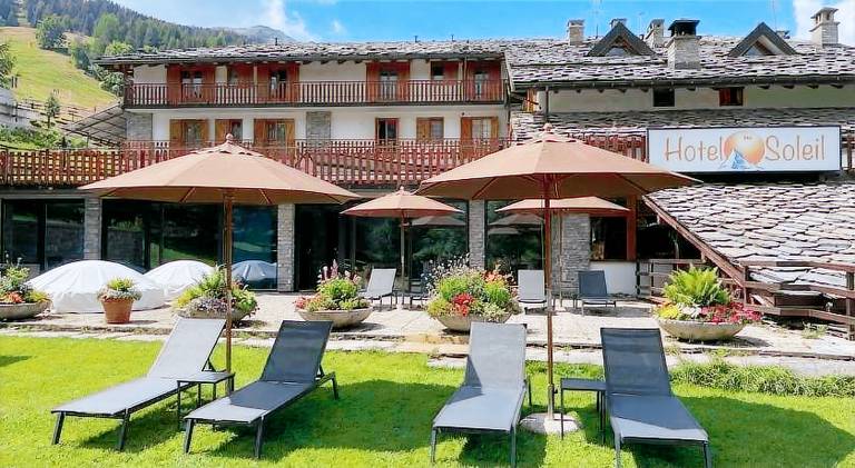 HOTEL DU SOLEIL — photo 3