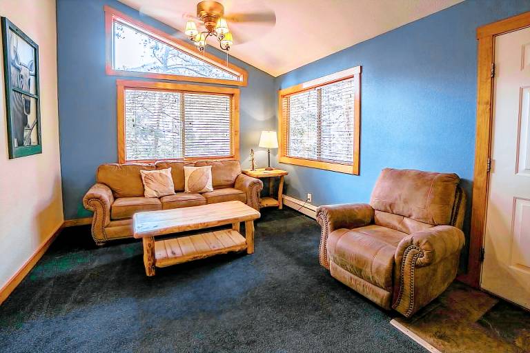 Children-friendly nice villa with patio & private pool | Pets are welcome — photo 3