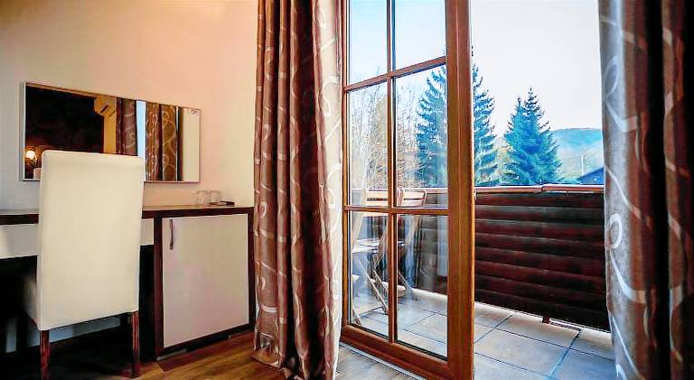 Golden Lakes Rooms — photo 3