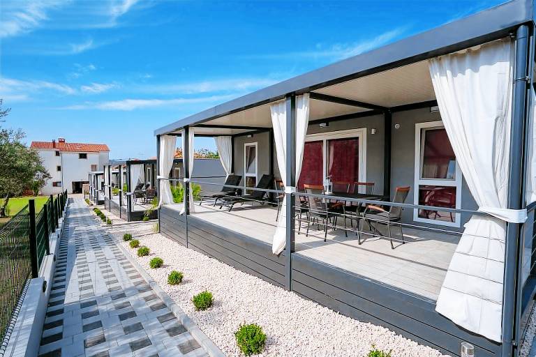 Apartment with garden & terrace in Biograd na Moru