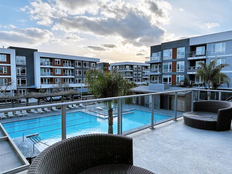 Condo  Oak Ridge
