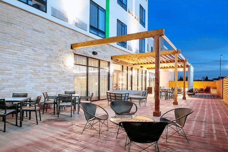 Courtyard by Marriott Kansas City Olathe
