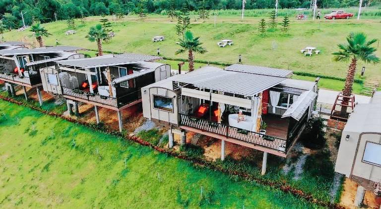 U HAUS TRAIN CABIN RESORT — photo 5