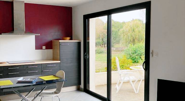 Pleasant vacation home with terrace, barbeque & garden | Suitable for remote work | Pets allowed — photo 2