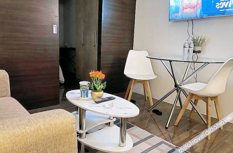 Aparthotel Makati