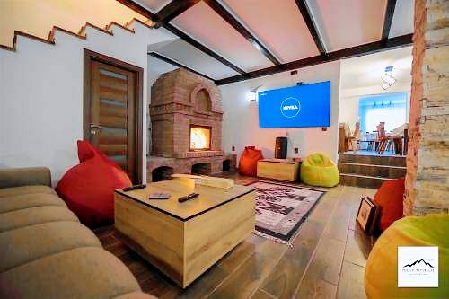 Lodge  Moroeni