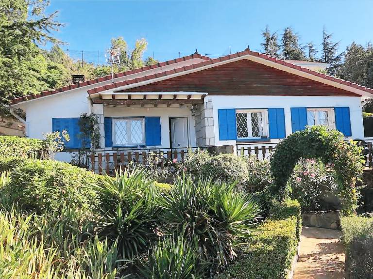 Casa Miraflores de la Sierra