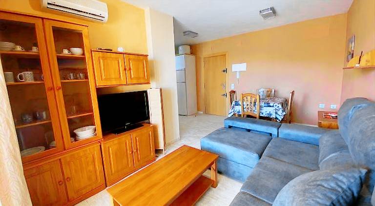 Apartment with pool — photo 2