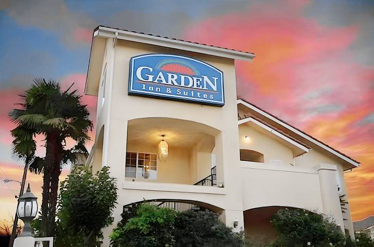 Garden Inn and Suites in Fresno, CA