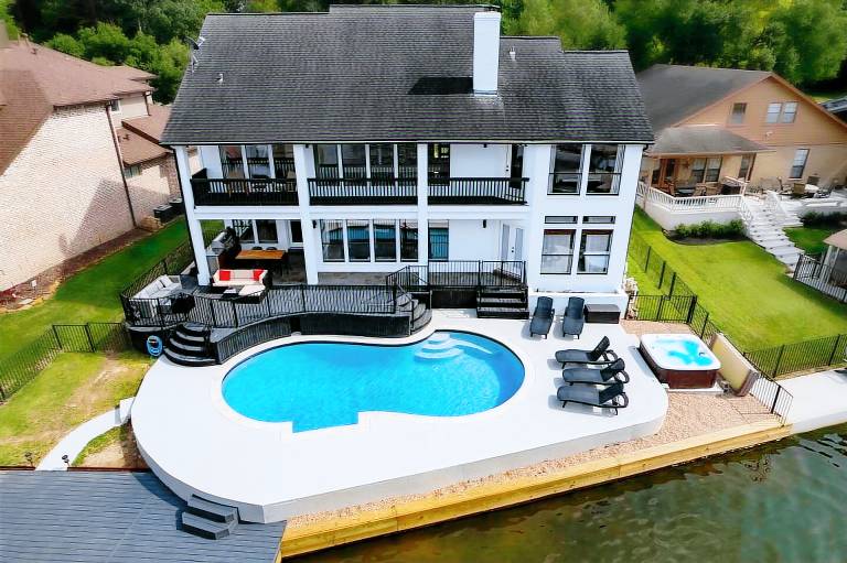 The Waterfront Villa