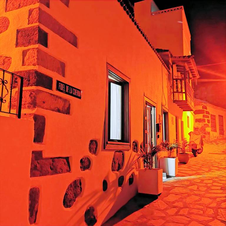 Casa Lola