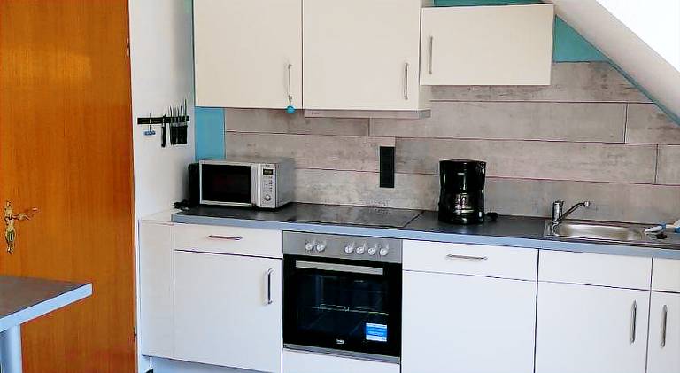 Rental apartment with 2 rooms for 4 persons — photo 4