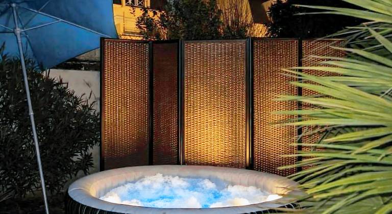 Pleasant rental apartment with private pool, garden & hot tub | Pets are welcome — photo 3