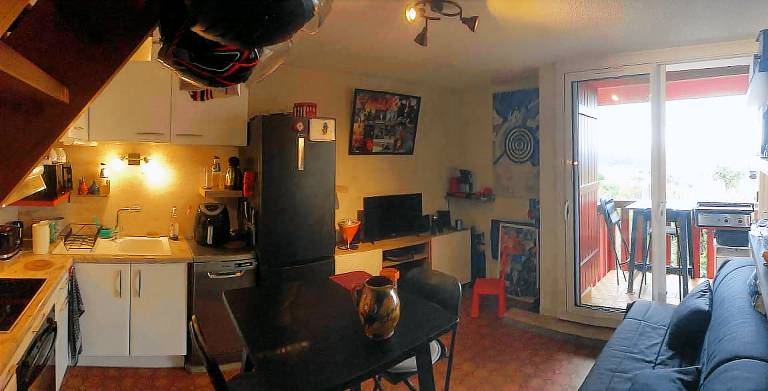 Apartment with yard — photo 5