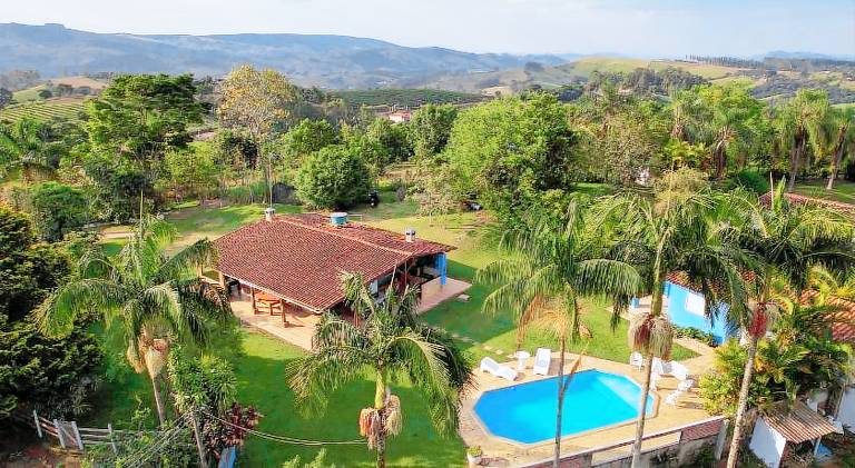 House with pool in Socorro