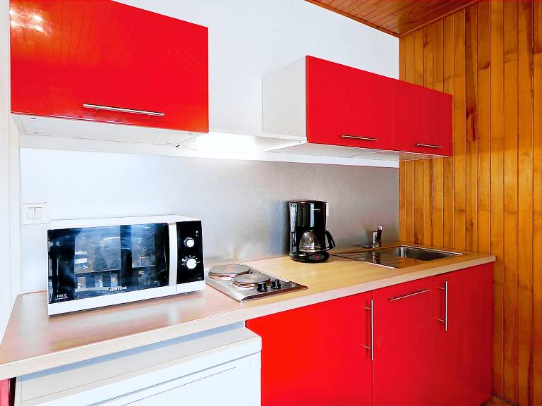 Bright 2 studio in Brides-les-Bains, WIFI, pets allowed — photo 4