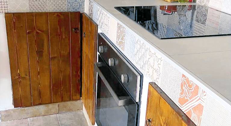 Vacation home with jacuzzi — photo 5