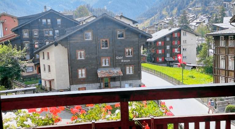 Chalet Annelis Apartments — photo 4
