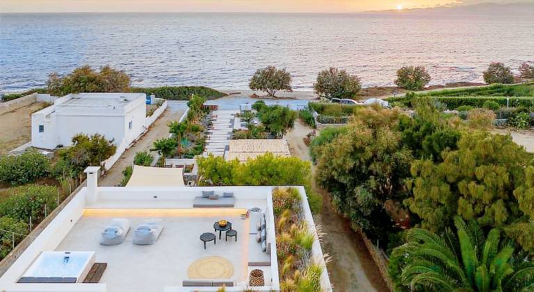 Beachfront 3BR Villa Iremia in Naxos — photo 4