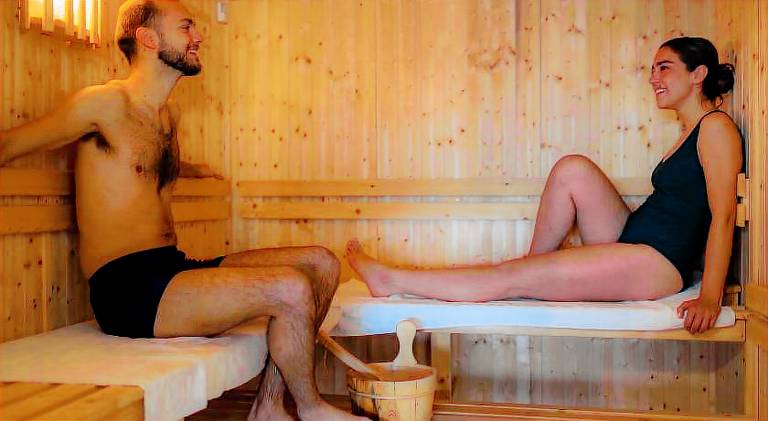 Serviced apartment with sauna, terrace & hot tub | Next to the ski | Pets allowed — photo 5