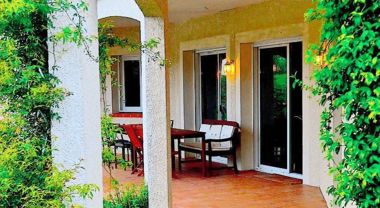 Big villa with pool & jacuzzi | Pets are welcome — photo 4