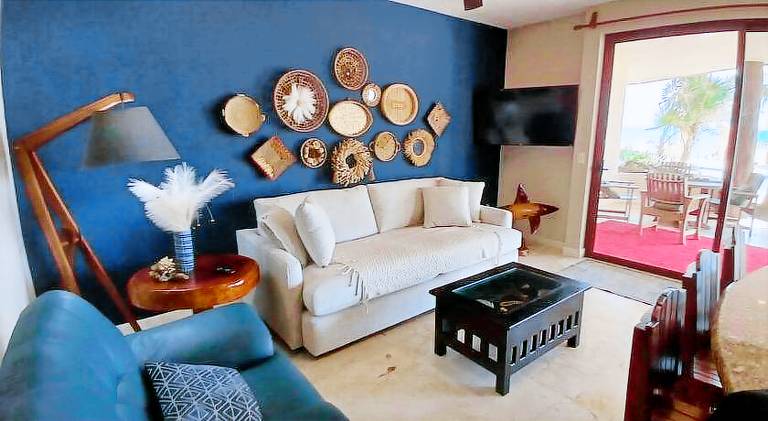 Holiday apartment with pool — photo 2